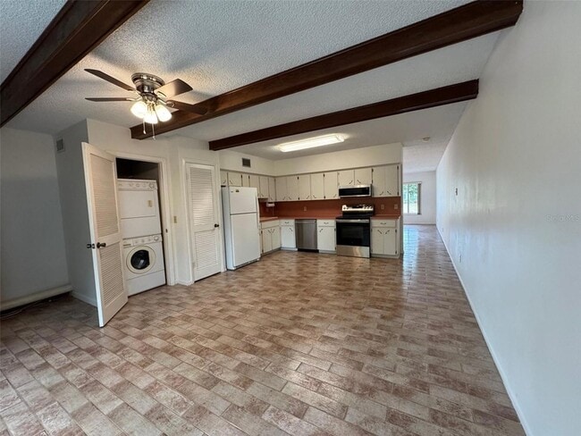 Foto del edificio - 2170 Americus Blvd S