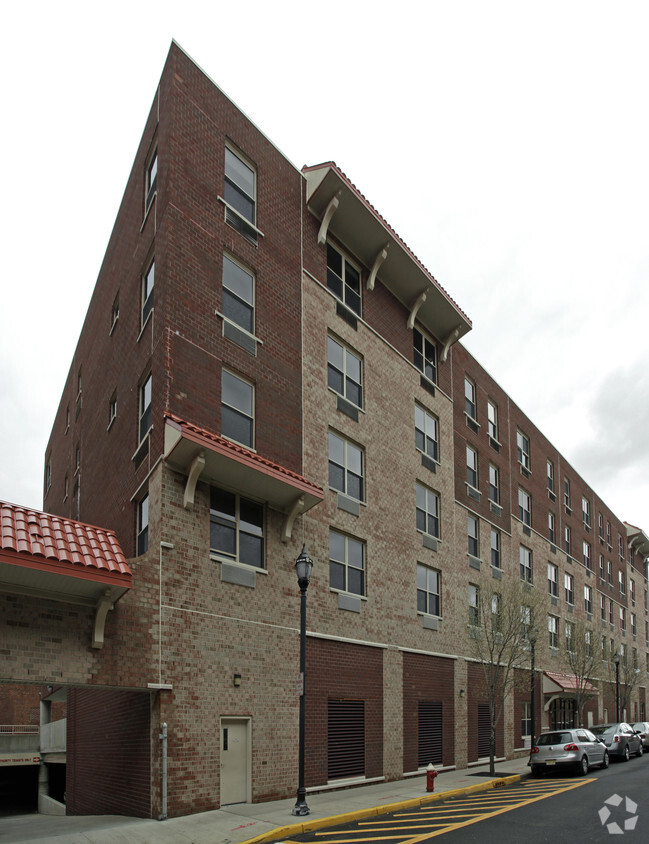 Primary Photo - 6001-6017 Fillmore Pl