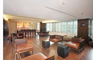 Foto del edificio - 4705 Center Blvd