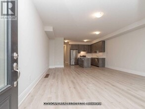 Building Photo - 583 Wedgewood Dr