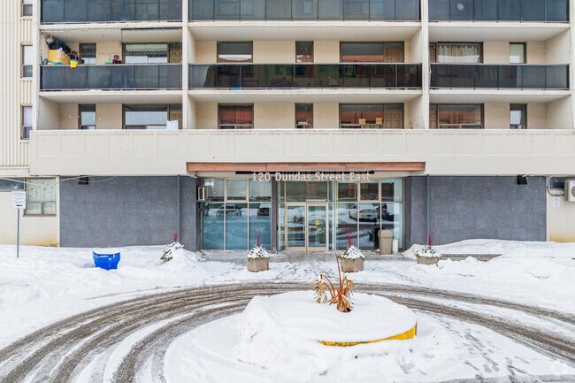 120 Dundas Street E - Entrance - 120 Dundas Street