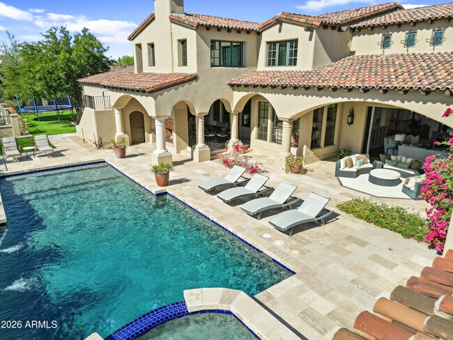 Building Photo - 9290 E Thompson Peak Pkwy