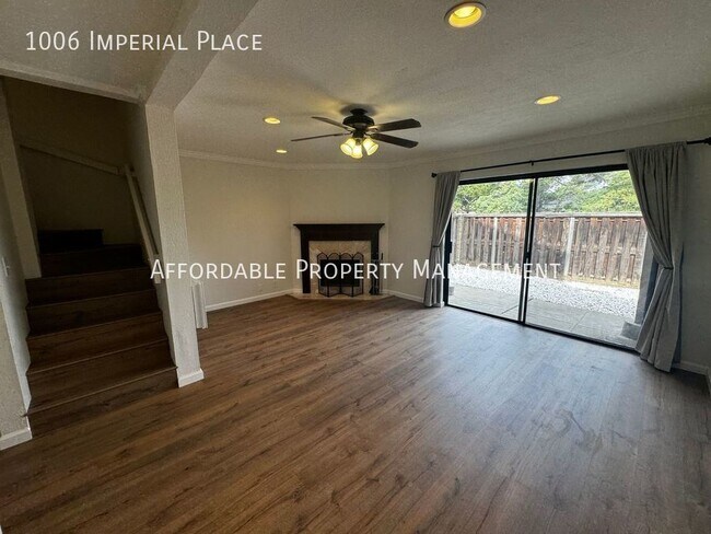 Foto del edificio - 1006 Imperial Place, Hayward, CA 94541