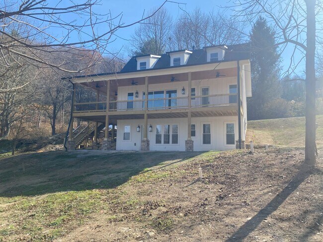 Foto del edificio - 139 Nettles Ridge Road