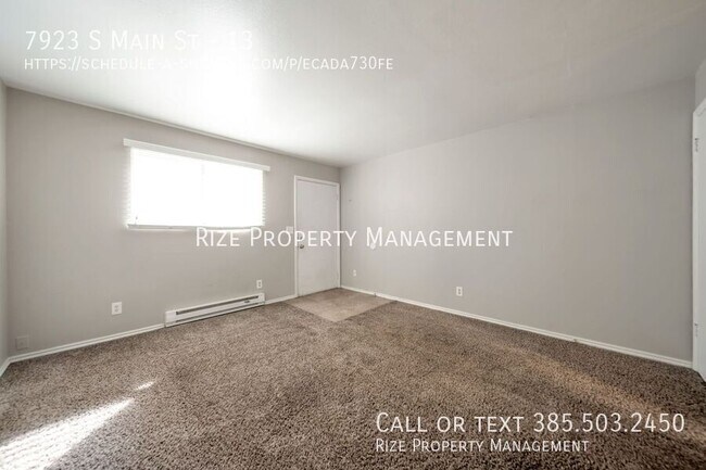 Foto del edificio - 7923 S Main St