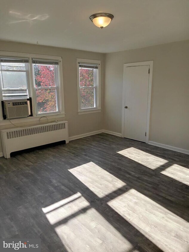 Foto principal - 1733 Willow St