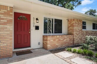 Building Photo - 5106 W 43rd St