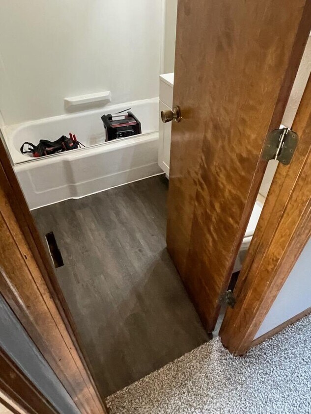 21803 Peculiar Dr, Peculiar, MO 64078 House Rental in Peculiar, MO