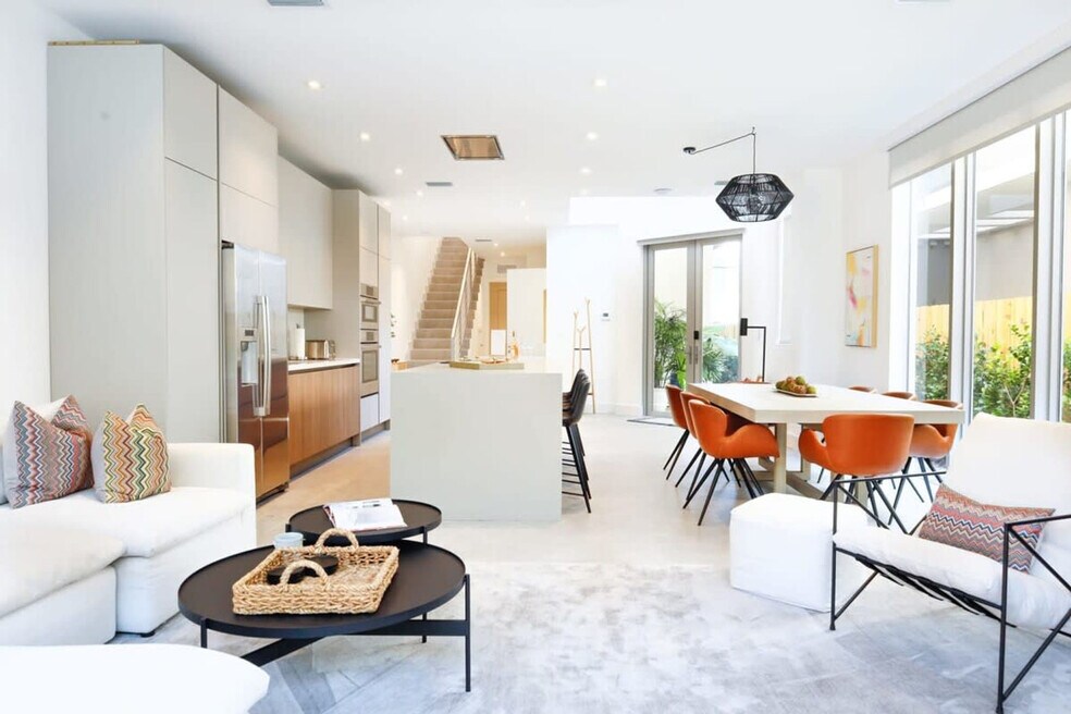 3118 Elizabeth St