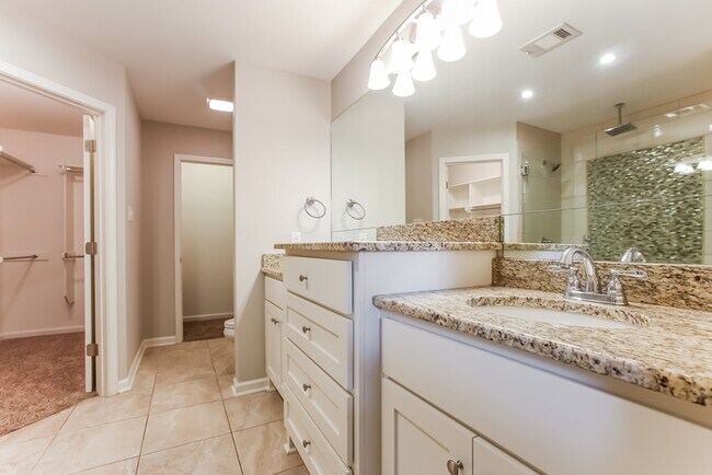 Building Photo - 3617 Stivers Blvd