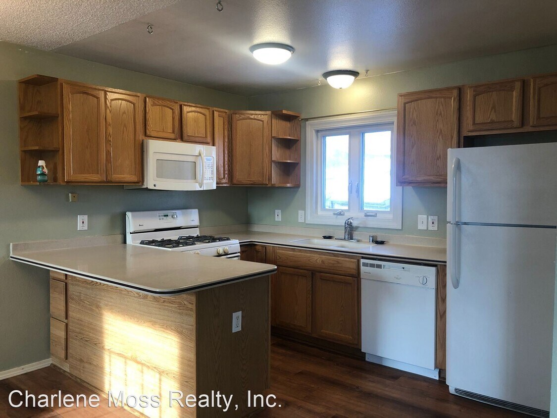 Foto principal - 137 E Caribou Ave