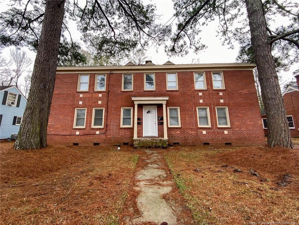 Primary Photo - 210 E 16th St