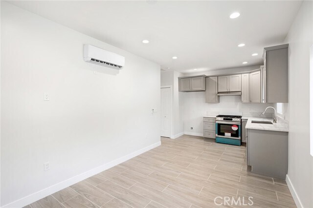 Foto del edificio - 768 N Workman St