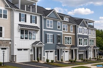 Building Photo - 4012 Talen Ln