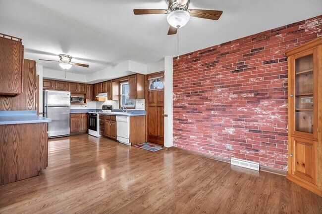 Foto del edificio - 9230 N Callero Dr