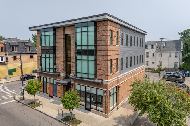 Building Photo - 363 Grant St