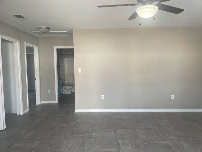 Building Photo - 7457 Harvest Village Ct