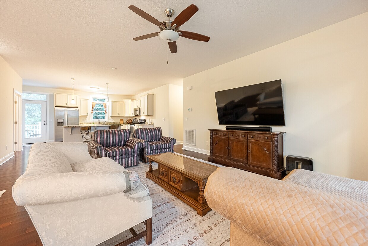 Foto principal - 402 Prospect St