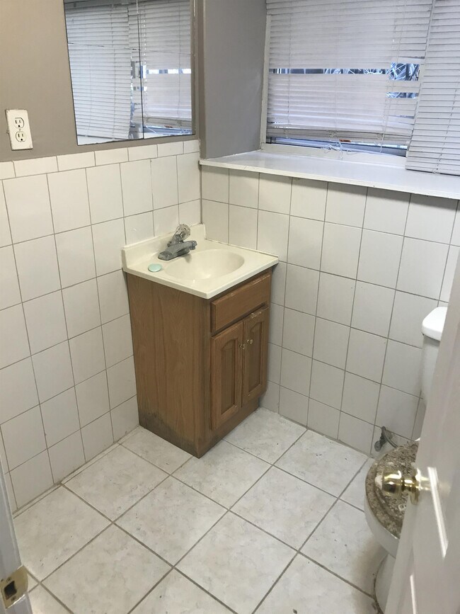 Foto del edificio - 6115 Carpenter St
