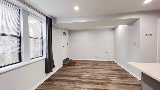Foto del edificio - 2831 S Quinn St