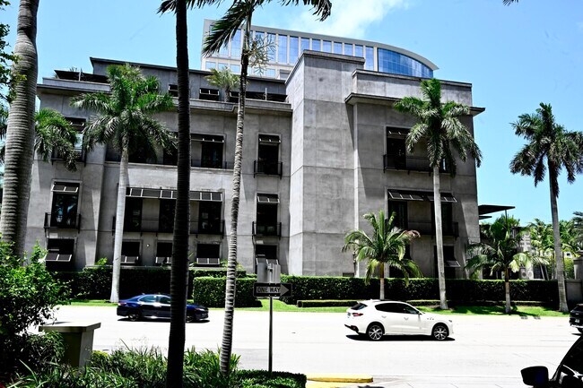 Foto del edificio - 550 Okeechobee Blvd