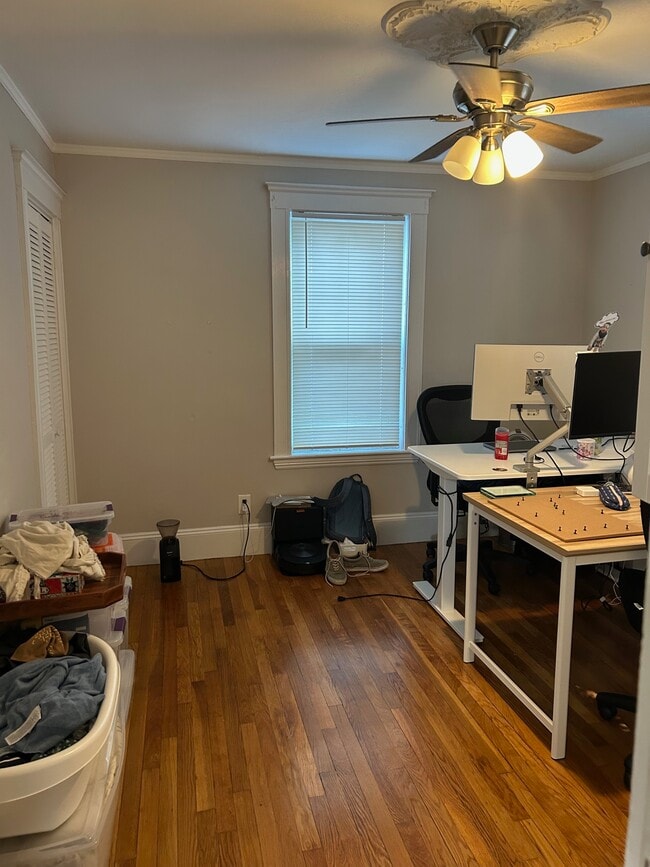 Foto del edificio - 43 Pequossette St