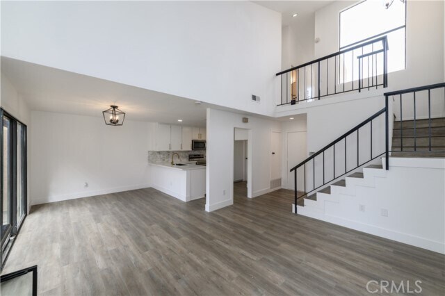 Foto del edificio - 4792 Escalona Plaza