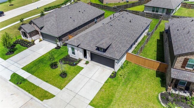 Building Photo - 15102 Wiltshire Castle Ln
