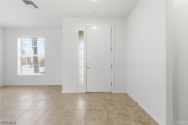 Foto del edificio - 2639 Bellingham Ct