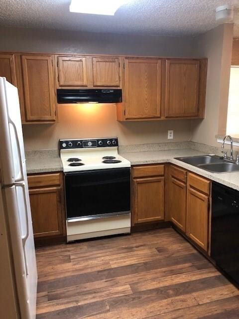 Building Photo - 337 Gregory Ln