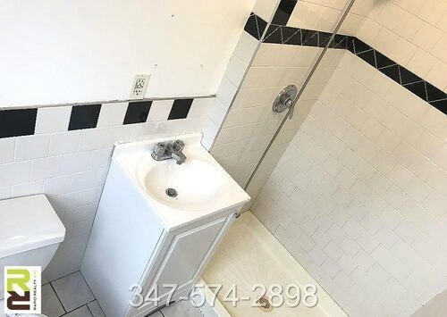 Building Photo - 320 42nd St