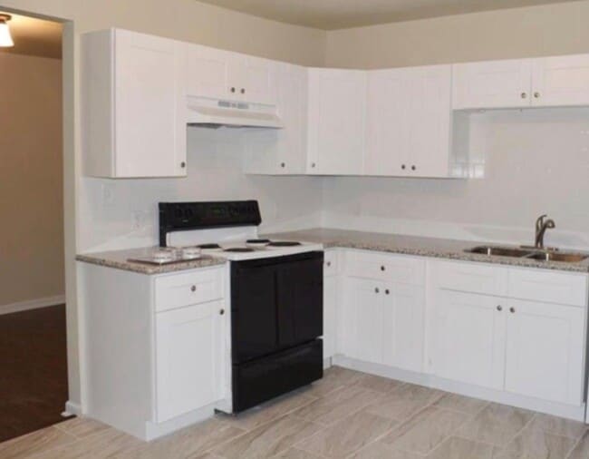 Building Photo - 4706 Sayers St