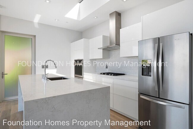 Foto del edificio - 1 br, 1 bath House - 115 South Street #A