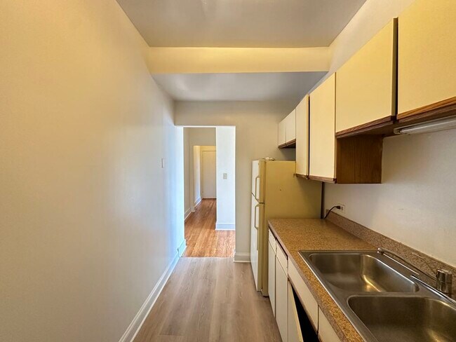 Foto del edificio - 1532 N Kedzie Ave