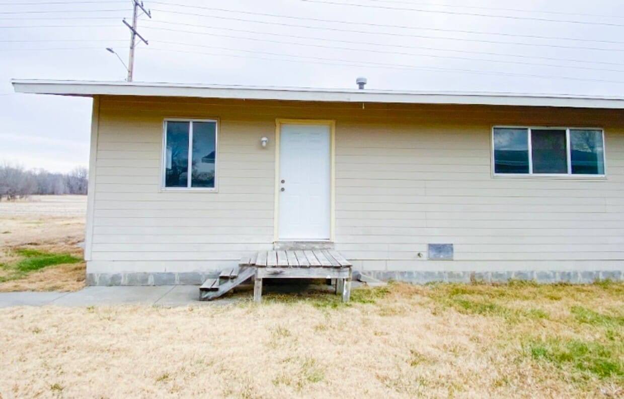 Primary Photo - Italian Estates Property Managment