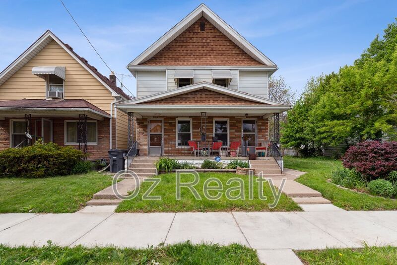 Foto principal - 223 E Weber St