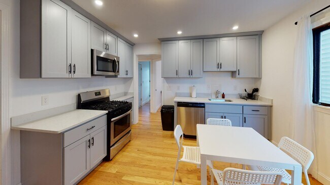 Building Photo - 29 Allston St