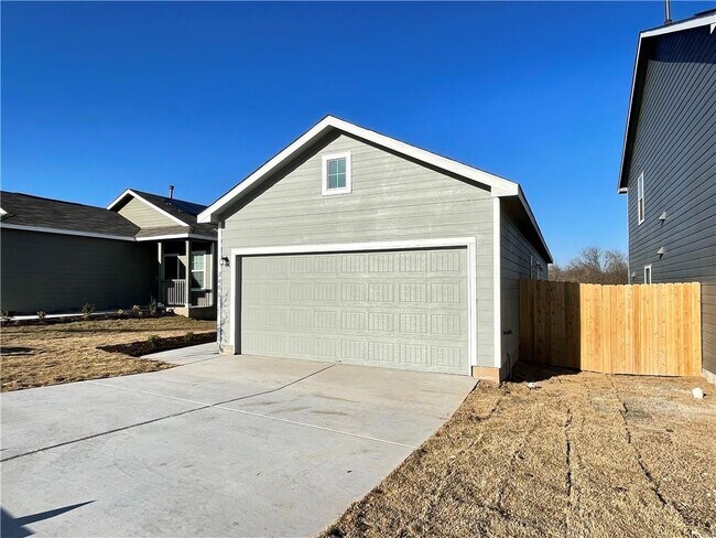 Foto del edificio - 2408 Nightview Dr