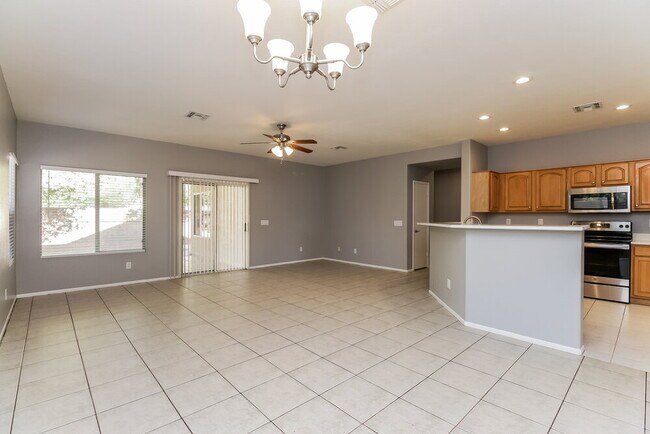 Building Photo - 732 N Tiago Ct