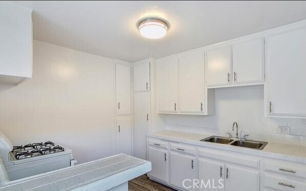 Foto del edificio - 1238 W 87th St