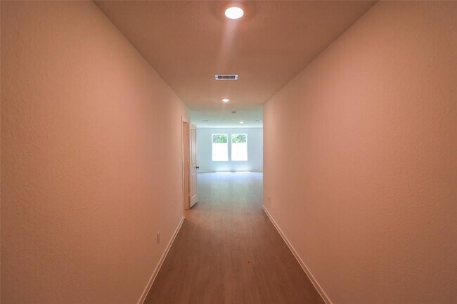 Building Photo - 31371 Black Cherry St