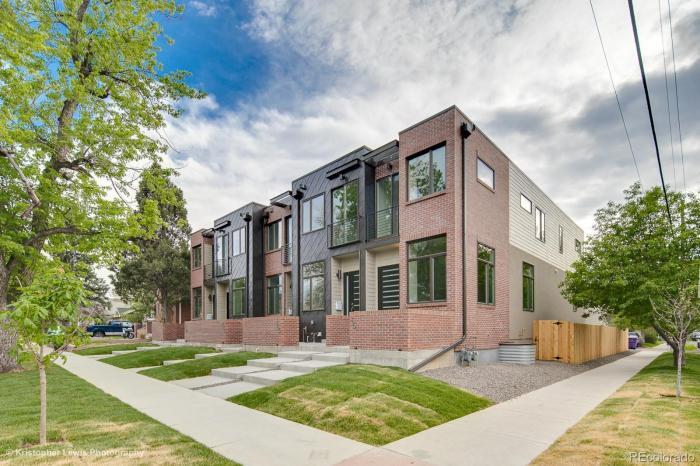 Foto principal - 2 bedroom in Denver CO 80210