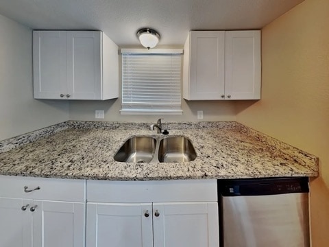Foto del edificio - 9107 Garland St