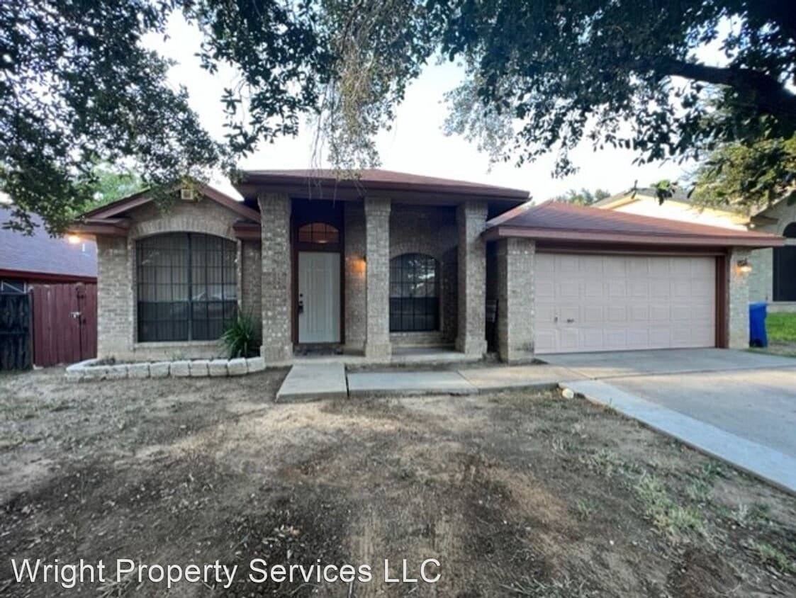 3 br, 2 bath House 1714 Woodland House Rental in Laredo, TX