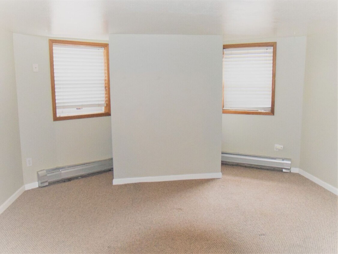 Foto principal - Spacious, Beautiful 1 Bed/1.5 Bath Condo i...