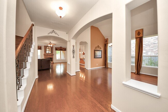 Foto del edificio - 5623 Maverick Bend Lane