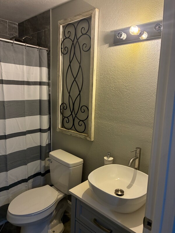 Foto del edificio - 706 E Tinsley St