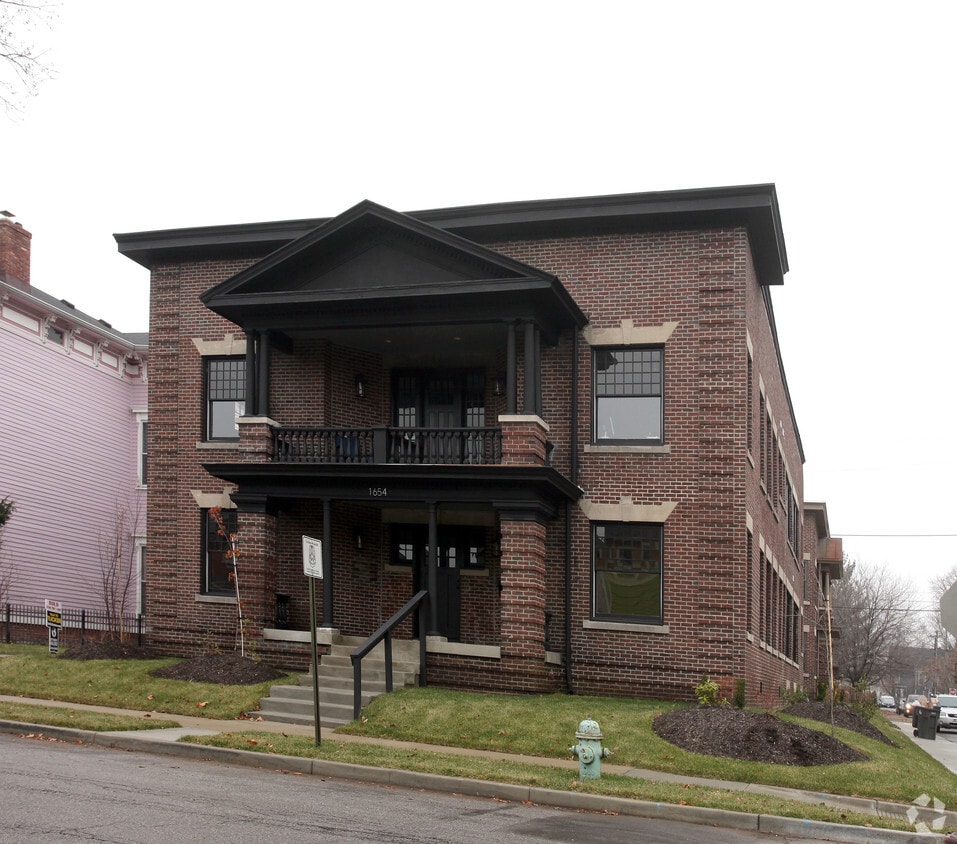 Primary Photo - 1654 N Alabama St