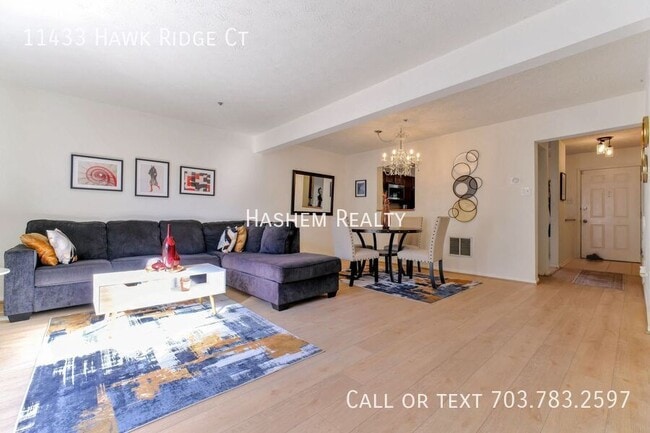 Building Photo - 11433 Hawk Ridge Ct