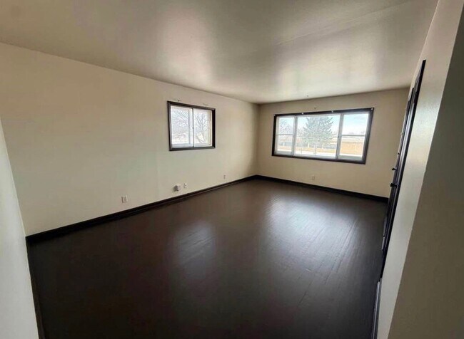 Foto del edificio - 8803 W Thurston Ave